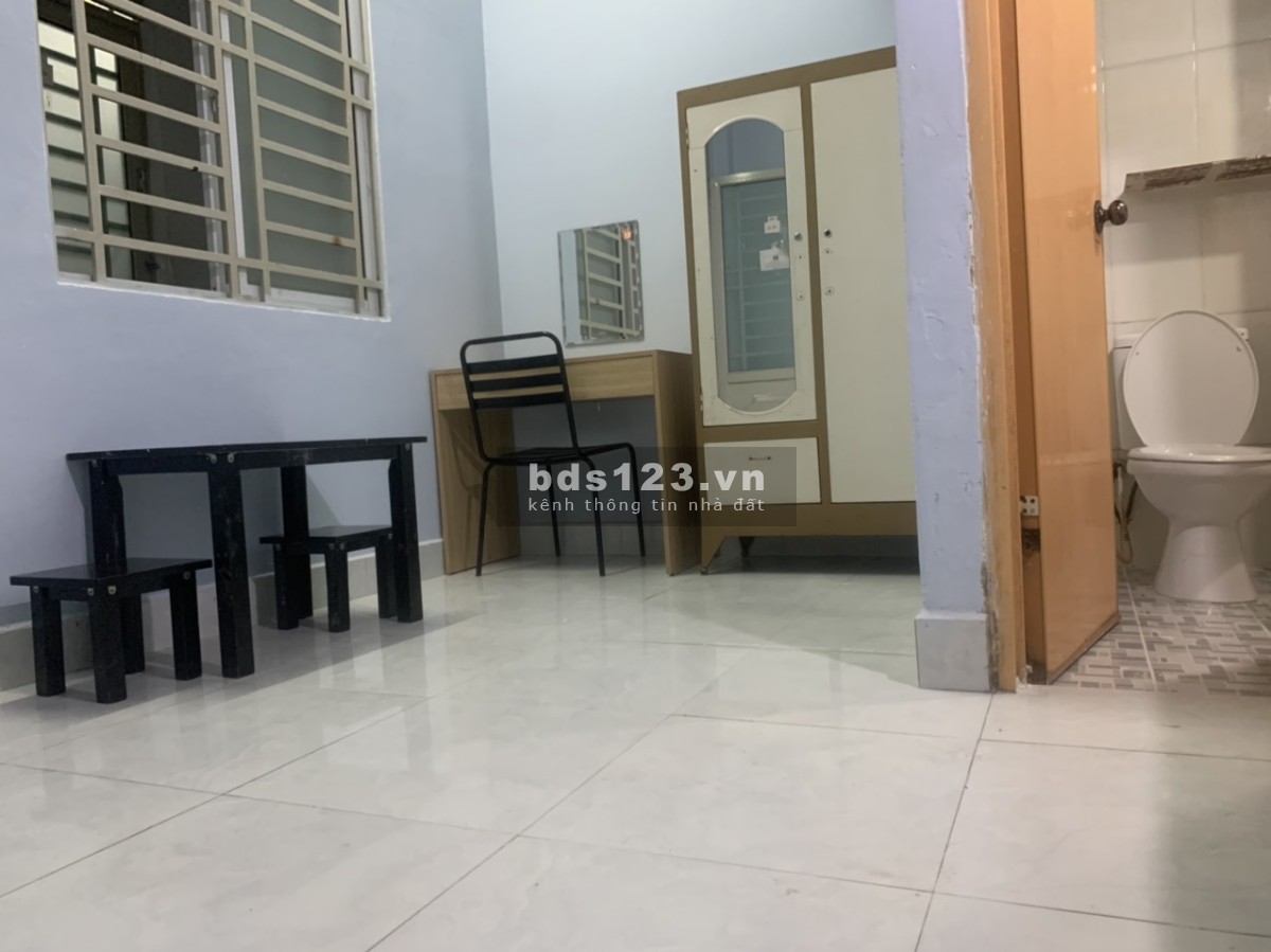 Phòng trọ rẽ thuận hướng trung tâm tiện ích đầy đủ