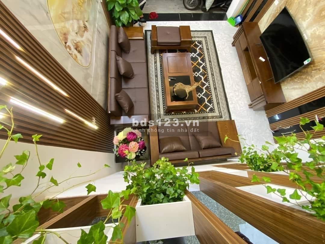 BÁN NHÀ QUANG TRUNG.HÀ ĐÔNG.PHÂN LÔ CÁN BỘ - LÔ GÓC 3 THOÁNG - Ô TÔ VÀO TẬN SÂN – GẦN PHỐ.