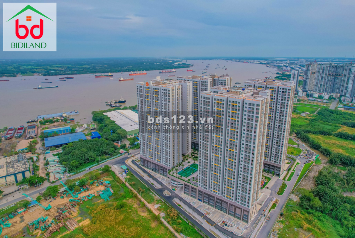 Hot deal bán căn hộ Q7 Riverside Complex giá 2.8 tỷ, chốt ngay căn 73m2, 2PN tầng cao, view thoáng