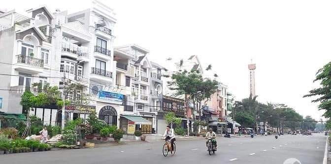 Mặt tiền vành đai trog gần vòng xoay với đường số 7, diện tích 5x20, giá 15.6 tỷ