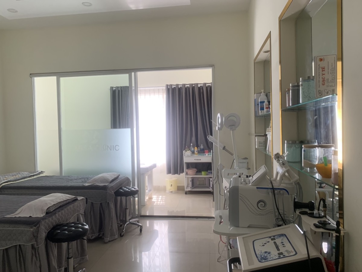 Mặt tiền kinh doanh đông đúc đường 18m, diện tích 4.5x21, 5 tầng, nhà đẹp. Giá 14.5 tỷ