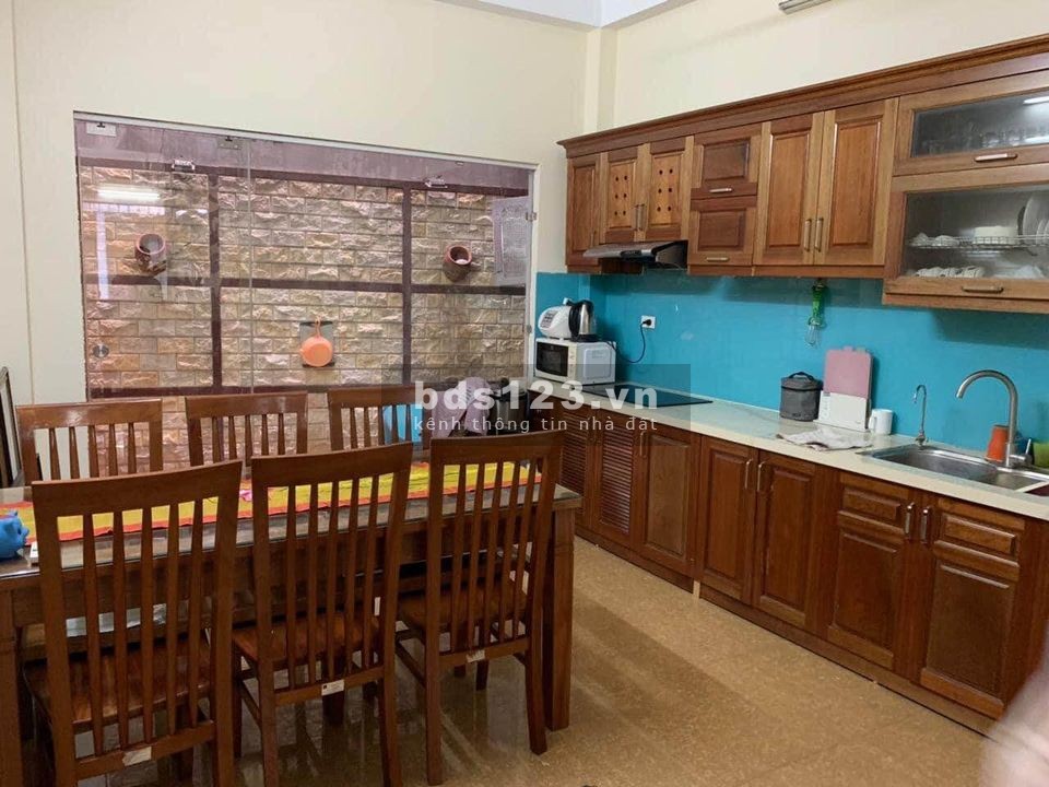 Bán nhà riêng chính chủ phố Yên Hòa DT 56m² x 3 tầng khu dân trí cao, giá chỉ 7,5 tỷ