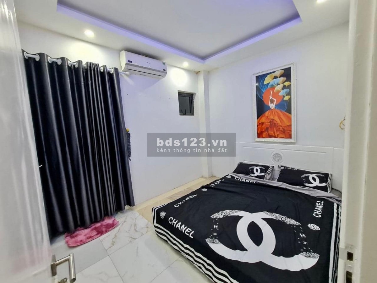 Bán nhà Vũ Tông Phan, nhà rẻ như biếu, 3,5 tỷ, 36m2, 0981085592