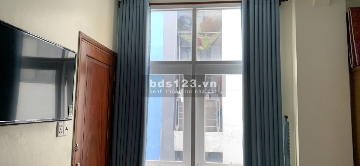 Cho thuê căn hộ dịch vụĐc: 212 Nguyễn Thái Bình, p.12. Tân Bình, HCM