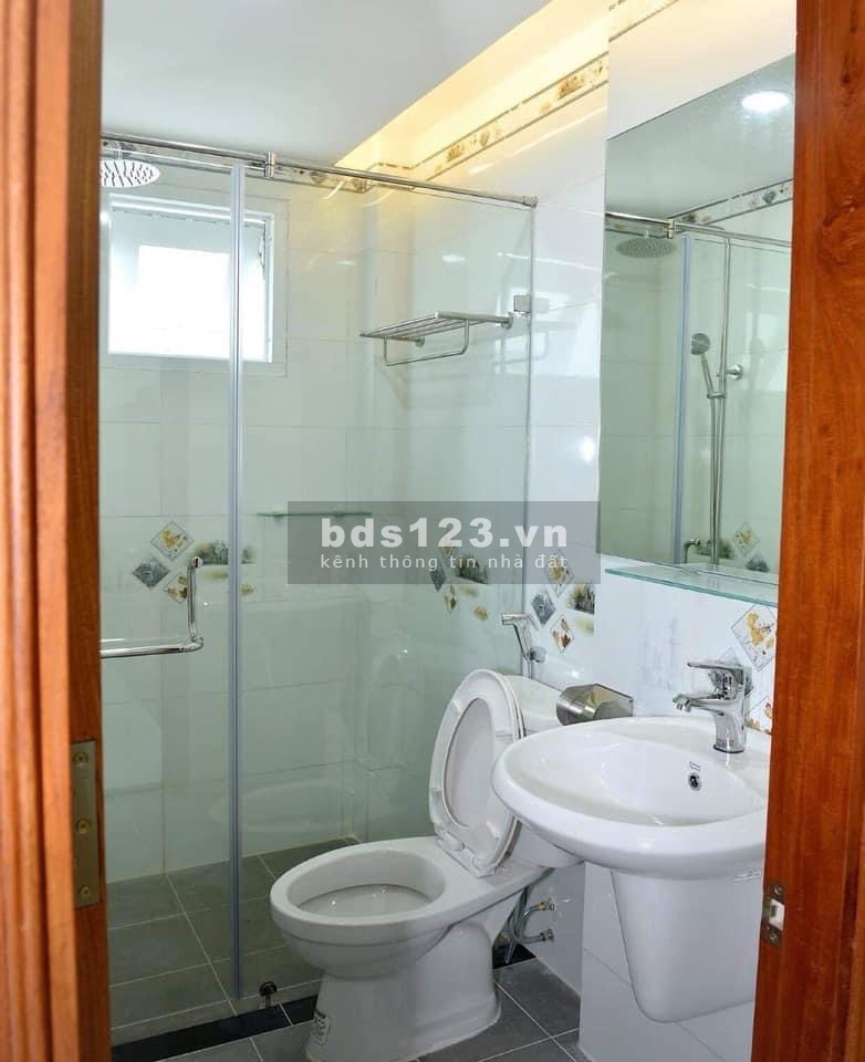 Cho thuê căn hộ dịch vụĐc: 212 Nguyễn Thái Bình, p.12. Tân Bình, HCM
