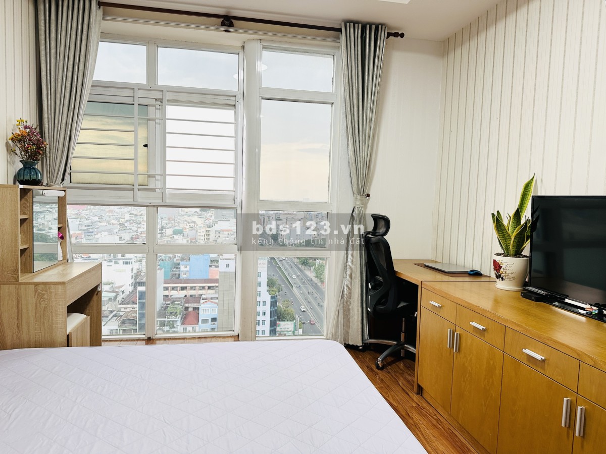 Bán căn hộ Cộng Hòa Plaza - 2Pn giá 3.65 tỷ - 3PN giá 5.5 tỷ - sổ hồng - 0908879243 Tuấn