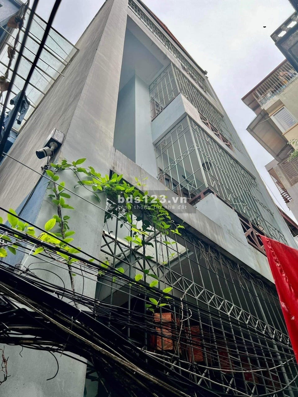 Bán nhà phố Tô Vĩnh Diện - ô tô đỗ cửa - có thang máy - kết cấu 6 tầng
