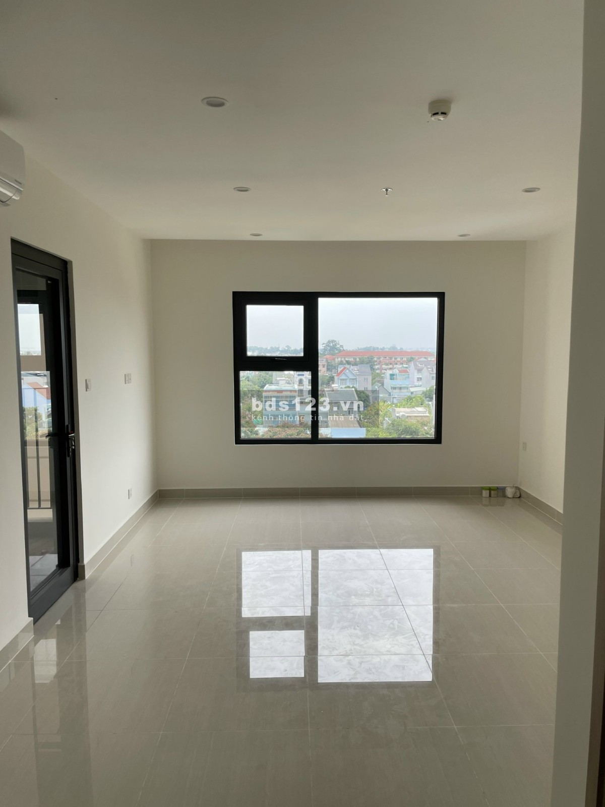Bán căn hộ cắt lỗ 1PN tại Vinhomes quận 9, giá bán chỉ 1.9 tỷ bao hết