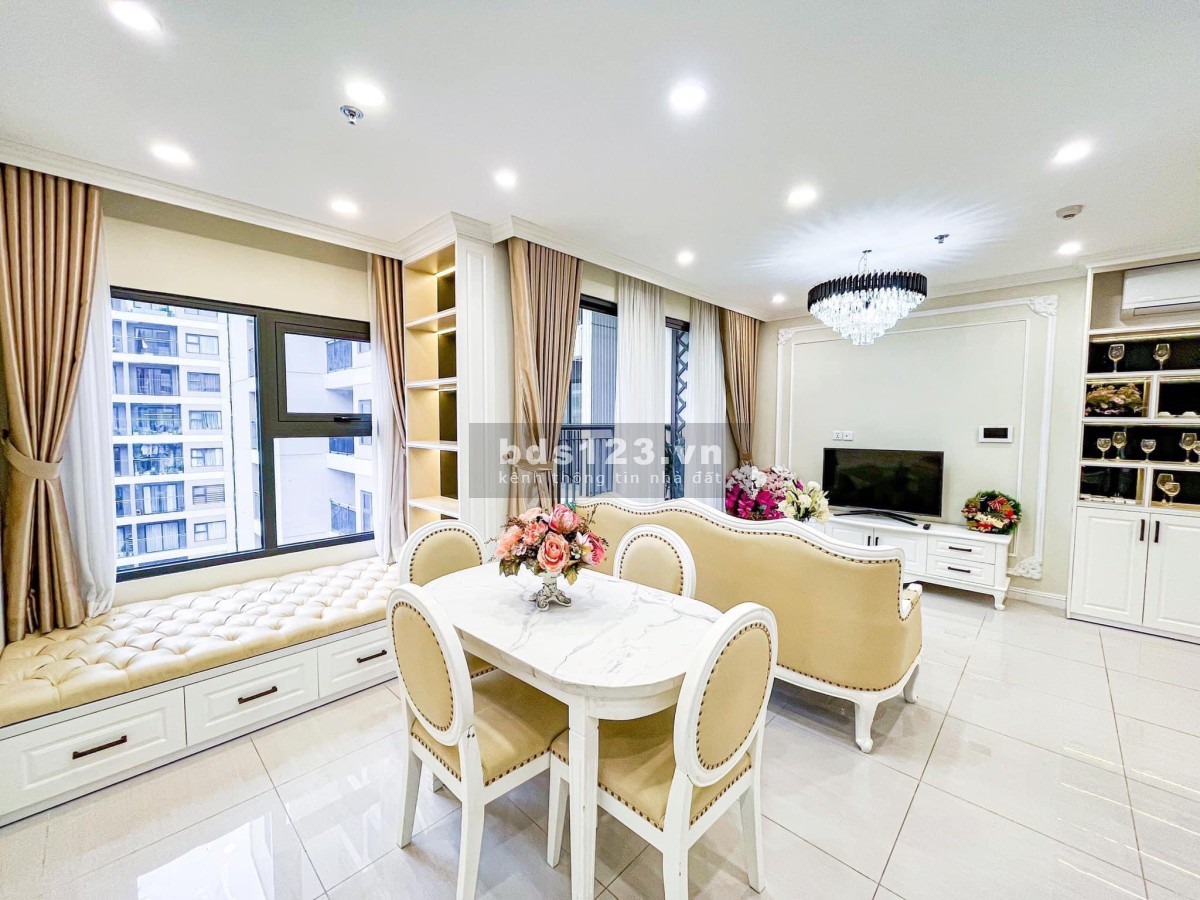 Cơ hội vàng mua căn 2N 2VS full đồ view thoáng chỉ 1.750tr vinhome. Liên hệ 0974878742