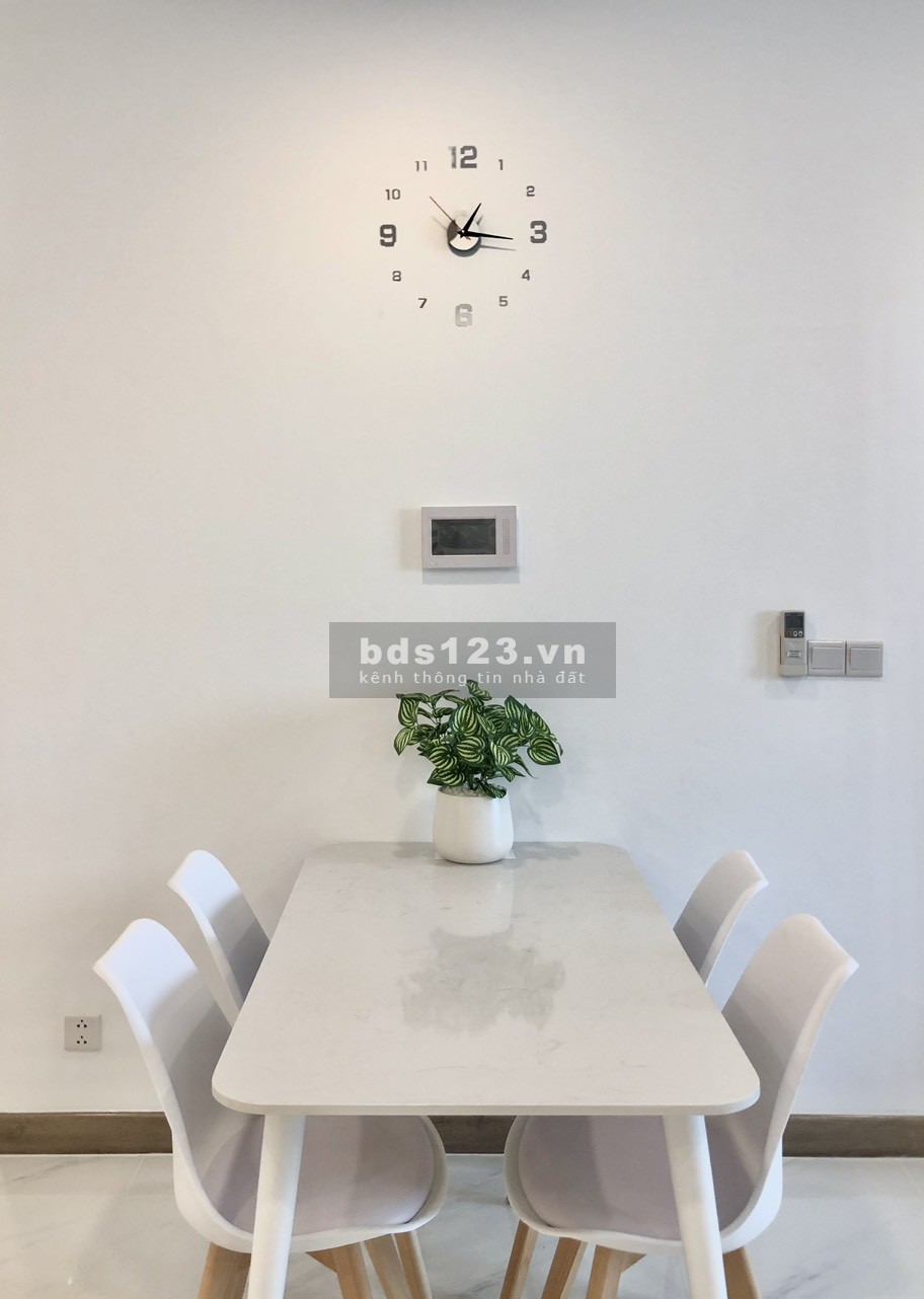 SUNWAH Pearl- 103sqm- Hight Floor 33 mil vnd including management fee 2 bedrooms , full furniture