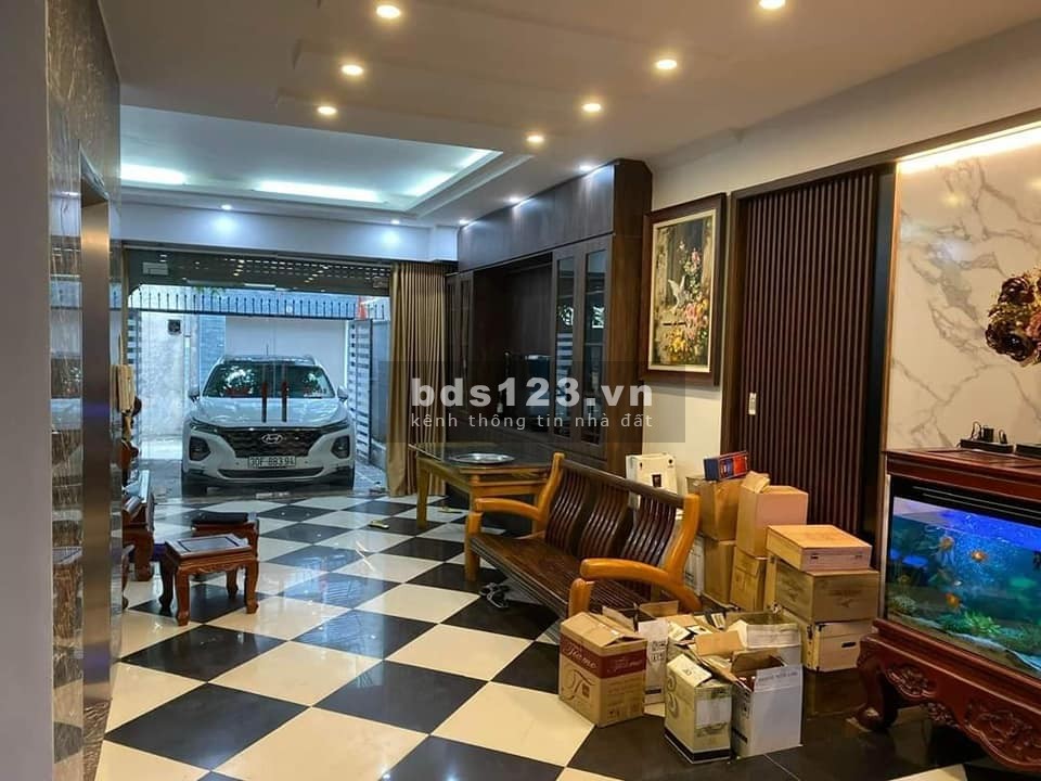 Đường 19/5, nhà đẹp mặt ngõ ô tô đỗ, trung tâm Văn Quán. Kinh doanh sầm uất