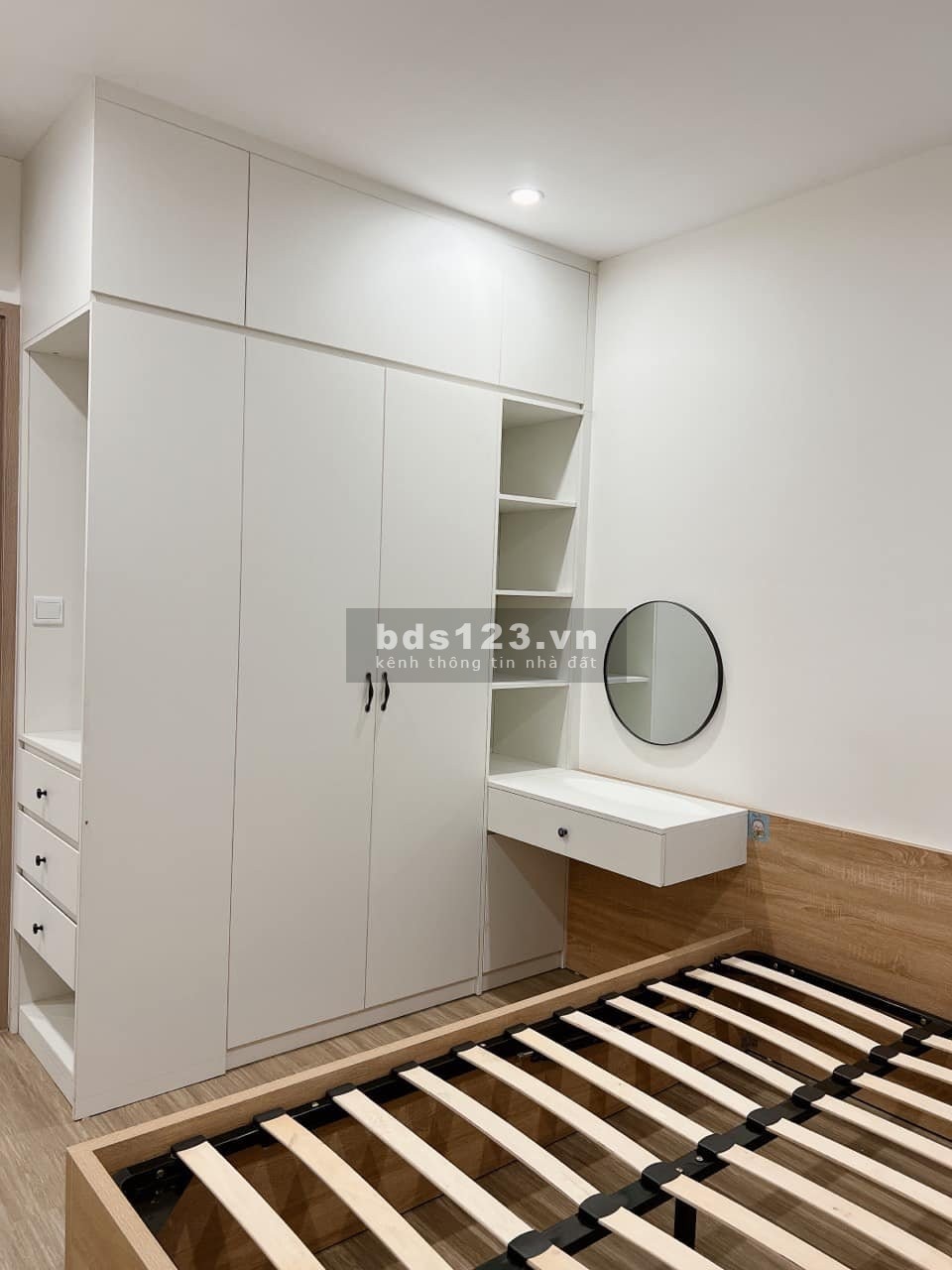 Cho thuê căn hộ 2PN full nội thất đẹp nhất Vinhomes Smart City, view thoáng đãng giá 10tr