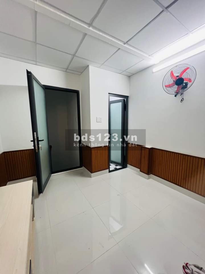 2 tỷ 780 . F10 . Gò Vấp - Bán nhà sát Quang Trung , 2pn 3wc - Tặng Hết NT