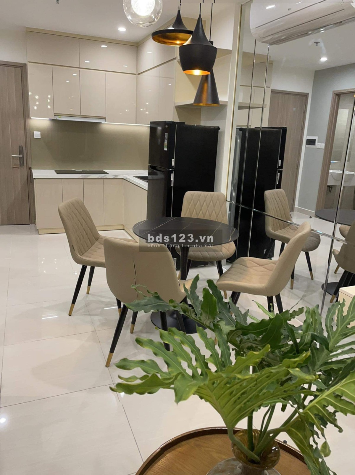 [ Chothuee rẻ ] 4.2 triệu 2PN 1WC 59m2 full nội thất cao cấp