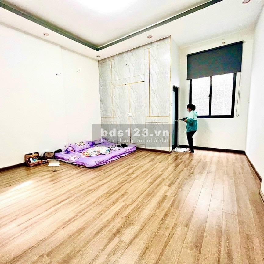 Siêu phẩm, HXH Lã Xuân Oai, Phước Long A, 4x18m, 72m2, 4 tầng, chỉ 4.85 tỷ