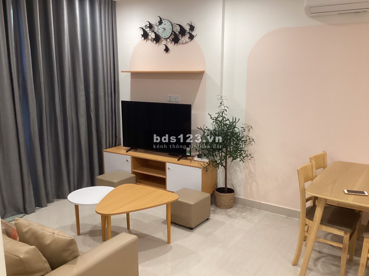 Chính chủ bán căn hộ 2 phòng ngủ 60m2 full nội thất giá 1.7 tỷ ĐN view hồ tại Vinhomes Ocean Park