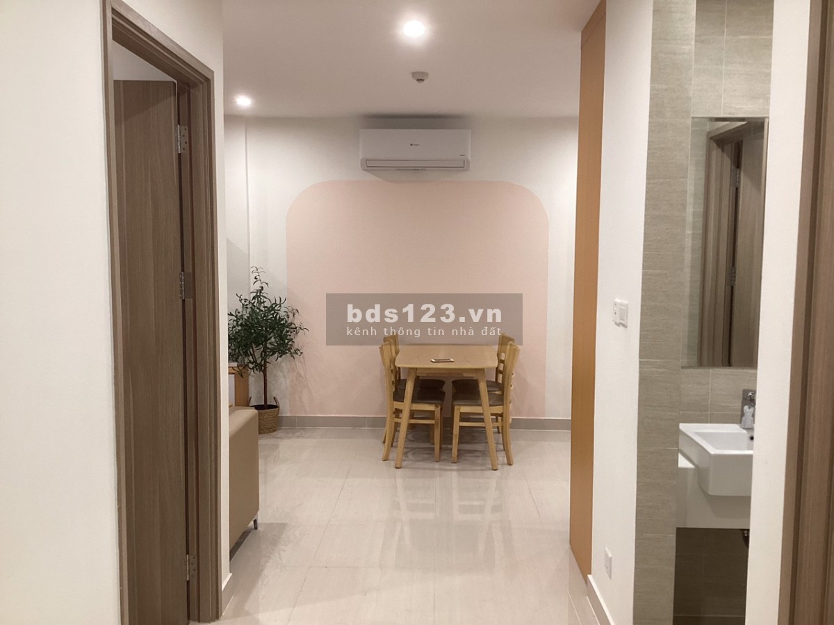 Chính chủ bán căn hộ 2 phòng ngủ 60m2 full nội thất giá 1.7 tỷ ĐN view hồ tại Vinhomes Ocean Park