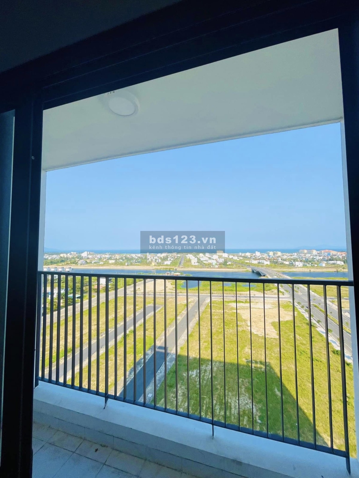 Bán căn hộ view sông view biển nam Đà Nẵng chỉ từ 1,x tỷ