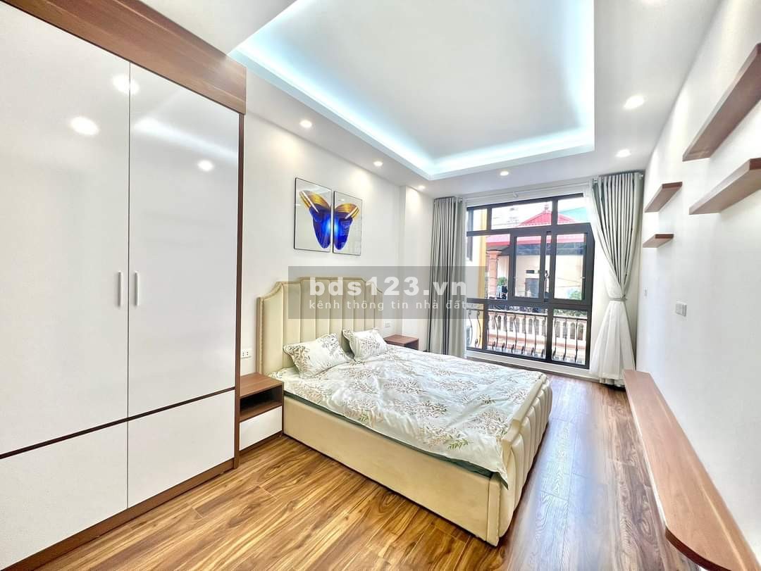 Bán nhà 5 tầng Hoàng Quốc Việt, Cầu Giấy
