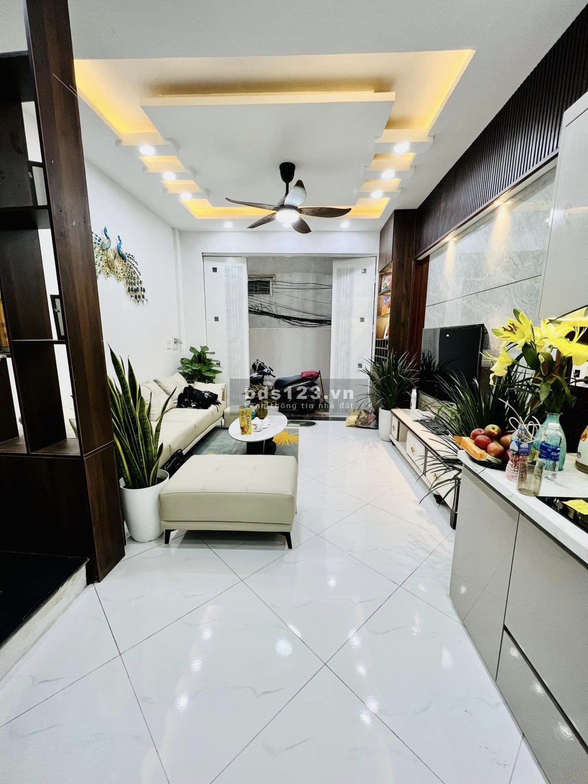 Cần bán căn nhà 40m2, 4 tầng tại Bạch Mai - full nội thất. Giá 4.69 tỷ.