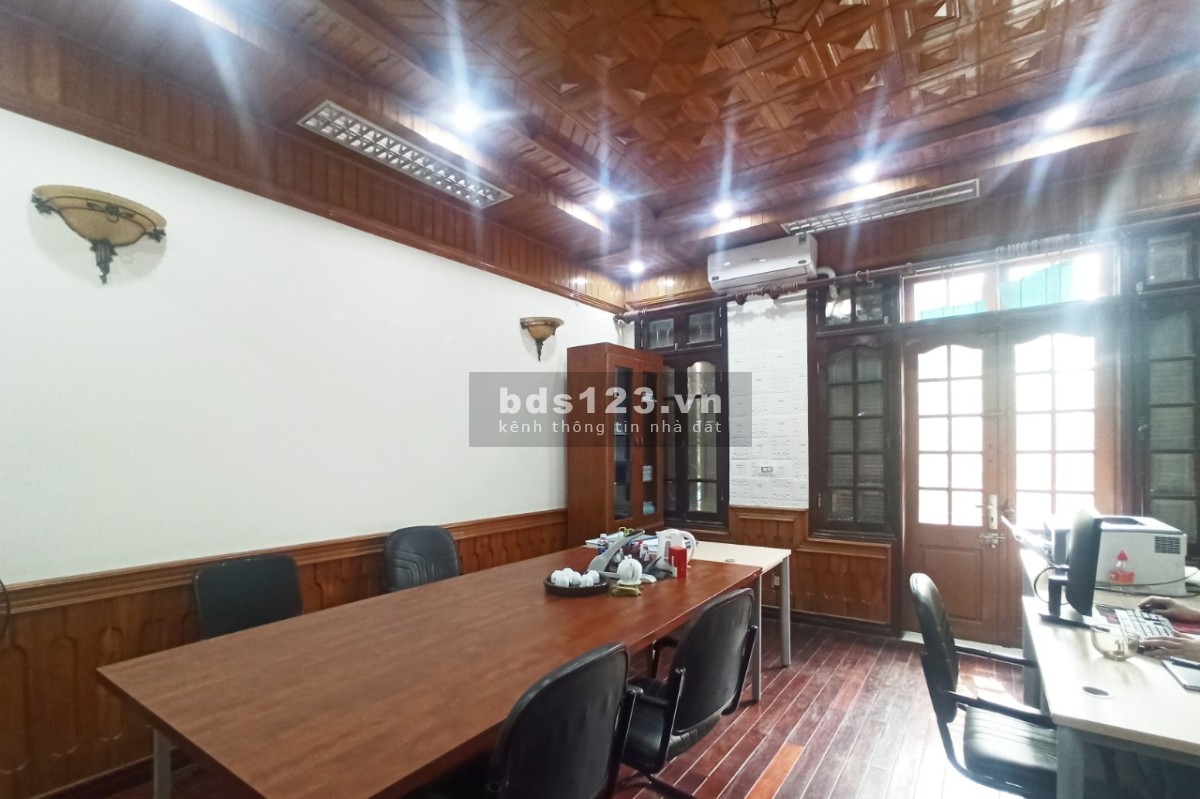 Mình phòng 18-20m2 cho Starup tại nhà EZ Trung Yên Trung Hoà Cầu Giấy giá chỉ 3.5tr/th