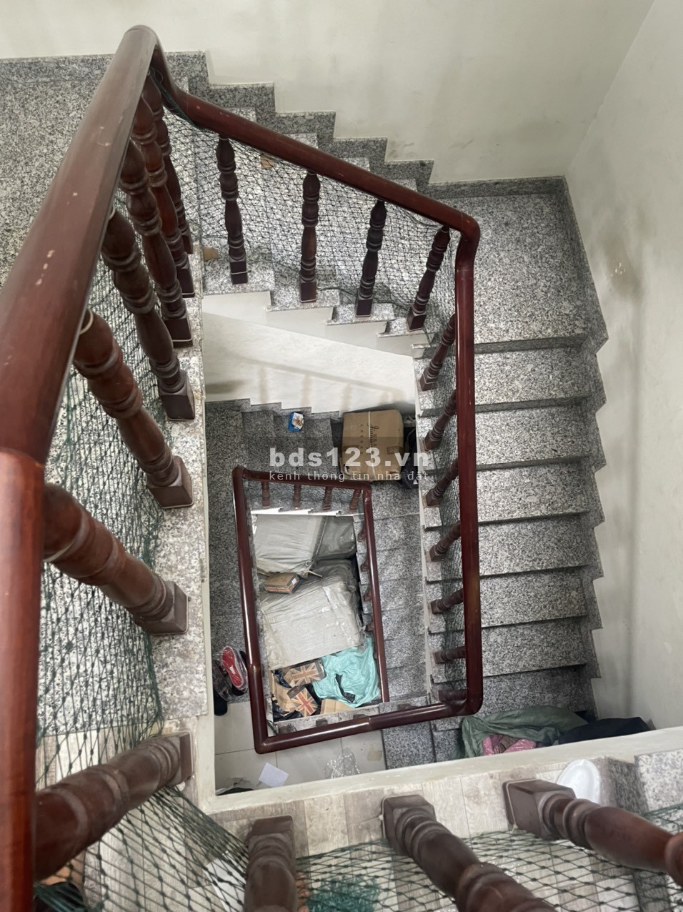 Cần bán nhà ở trung tâm Thủ Đức, dt đất 64,9m2 - 4 tầng, Kha Van Cân; chủ giám chỉ còn 6.650 TỶ