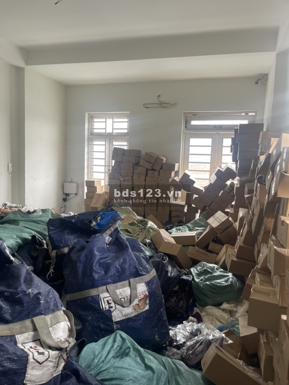Cần bán nhà ở trung tâm Thủ Đức, dt đất 64,9m2 - 4 tầng, Kha Van Cân; chủ giám chỉ còn 6.650 TỶ