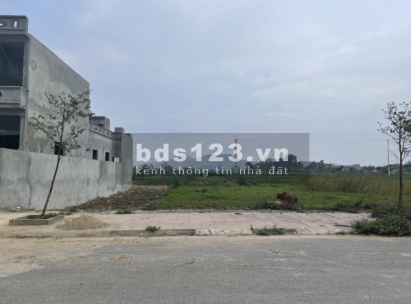 Chính chủ cần bán đất đường lớn giá cắt lỗ 150m2 giá 1,3 tỷ