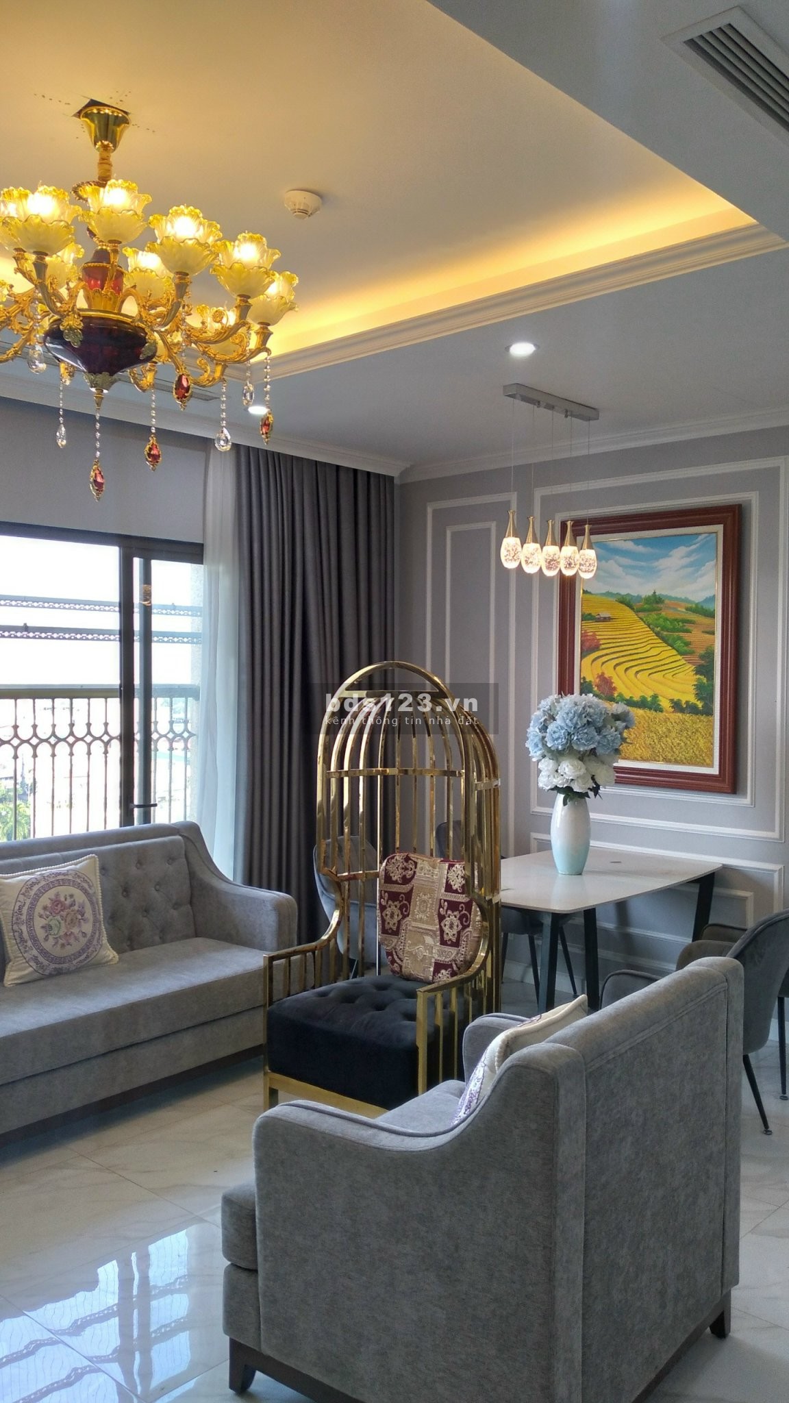 Chính chủ cần bán nhanh lô góc căn hộ cao cấp D'.El Dorado view ôm trọn Hồ Tây