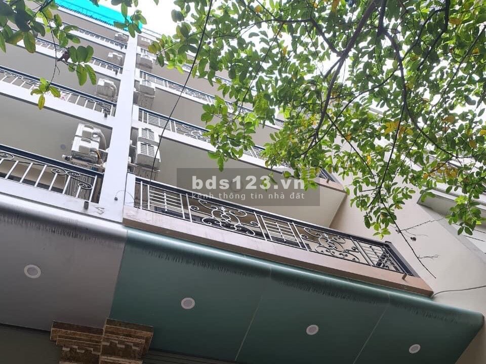 Bán nhà 8 tầng có thang máy, gara ô tô, phân lô ô tô ở Nguyễn Ngọc Nại 48m2, giá 11.5 tỷ