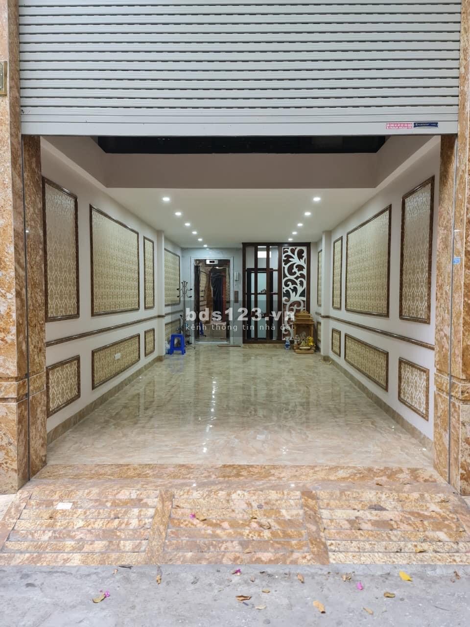 Bán nhà 8 tầng có thang máy, gara ô tô, phân lô ô tô ở Nguyễn Ngọc Nại 48m2, giá 11.5 tỷ