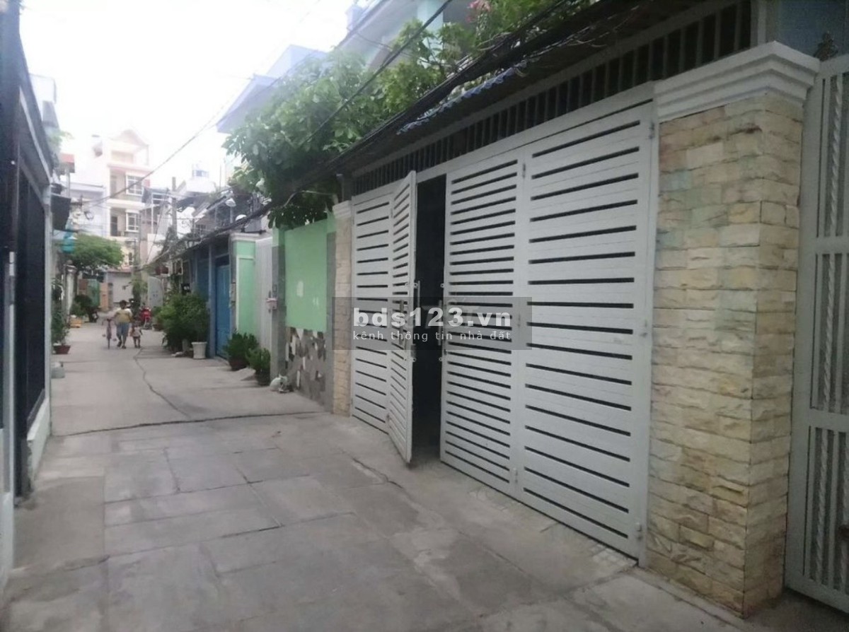 Bán nhà riêng gồm 10 phòng trọ hẻm 458 Huỳnh Tấn Phát Q7