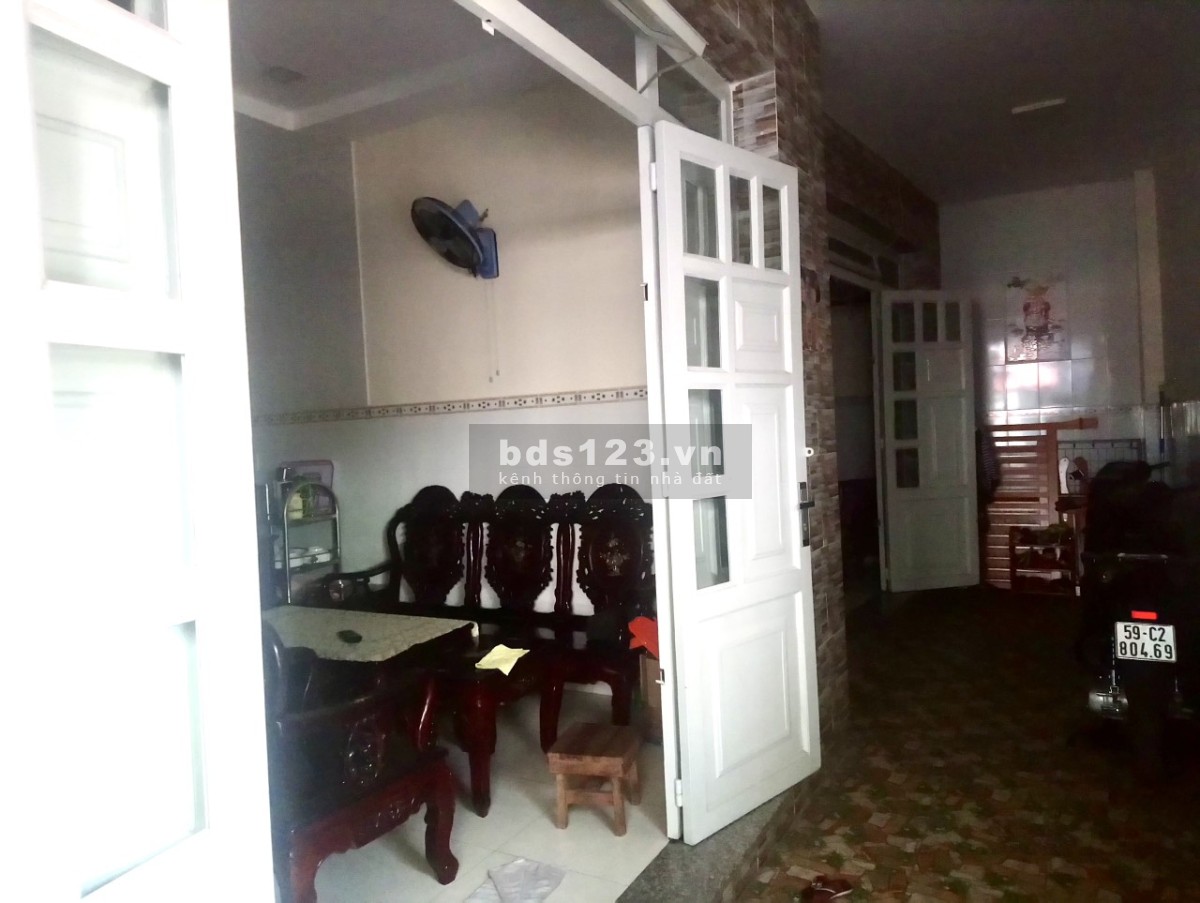 Bán nhà riêng gồm 10 phòng trọ hẻm 458 Huỳnh Tấn Phát Q7