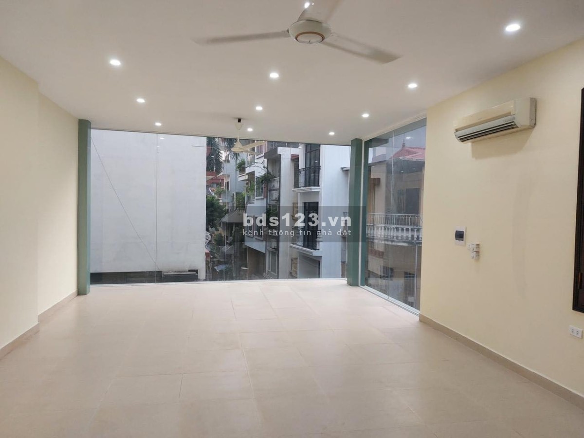 Bán nhà riêng tại Phường Nghĩa Đô, Cầu Giấy, Hà Nội diện tích 57m2 giá 12.9 Tỷ