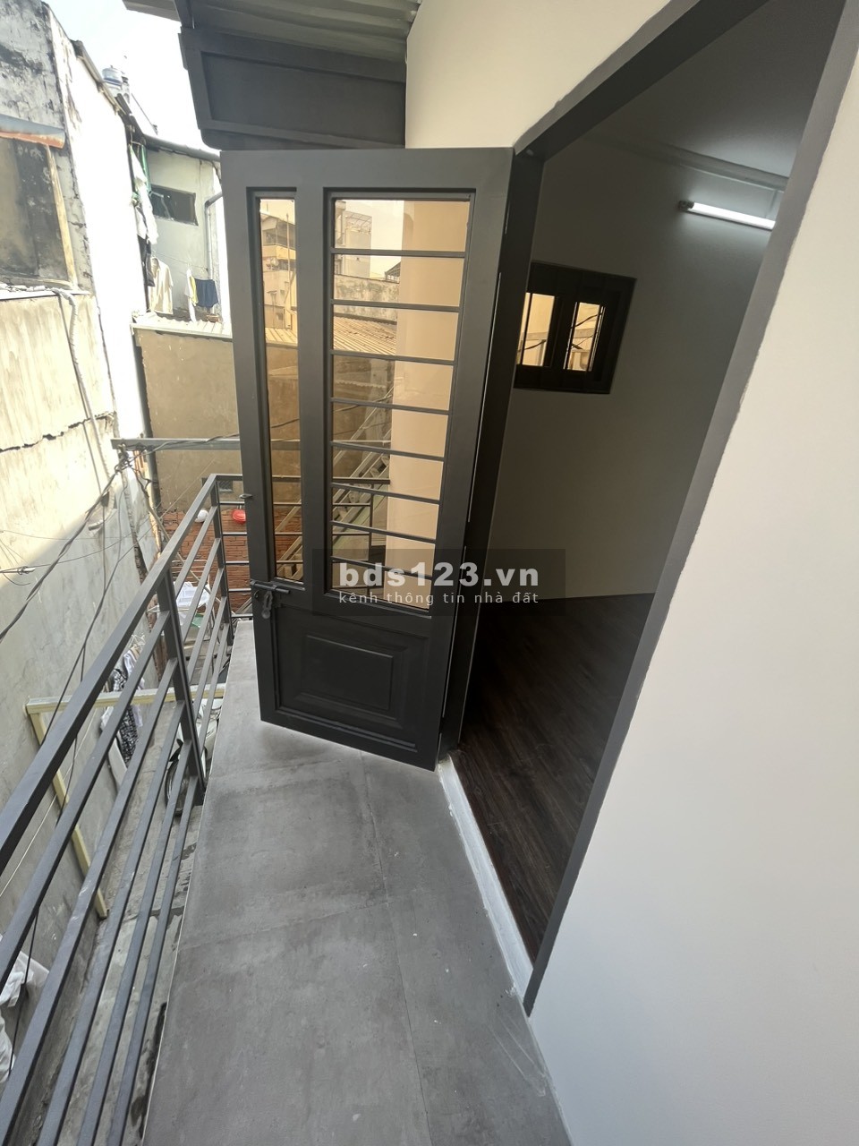 Bán nhà riêng nhỏ 1 lầu hẻm 874 Đoàn Văn Bơ Phường 18 Quận 4