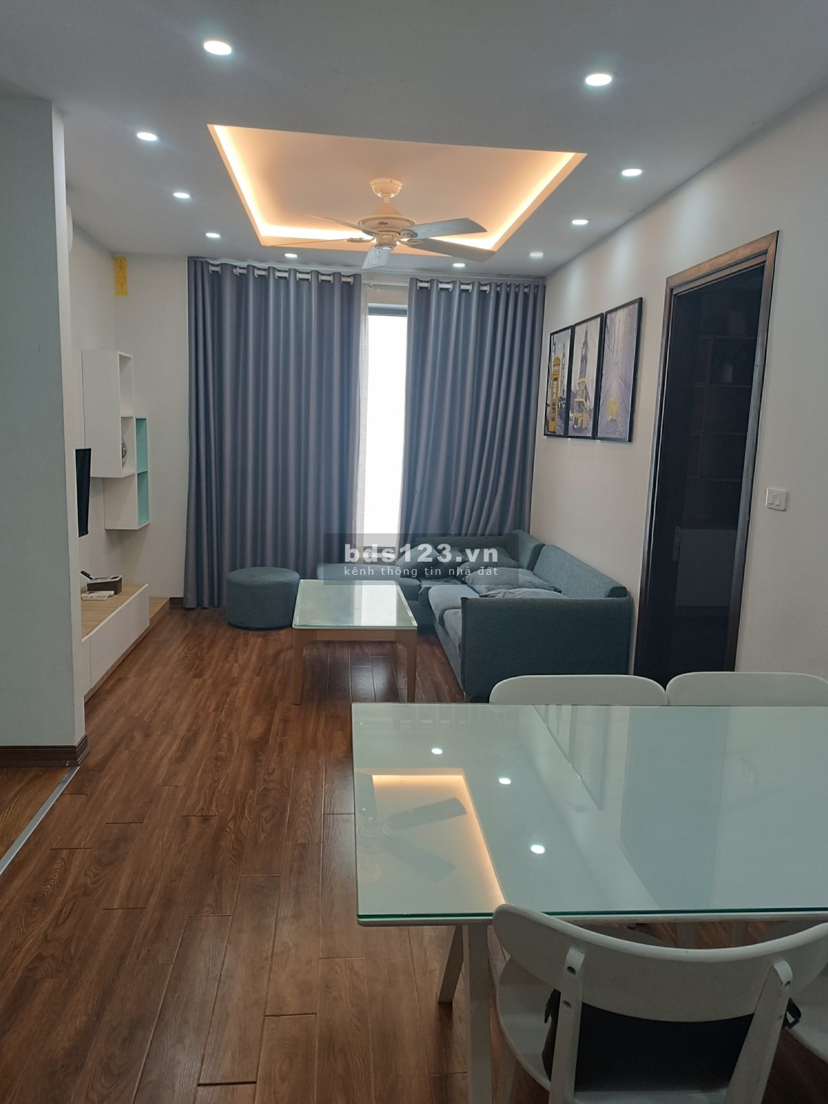 Cho thuê căn hộ dự án Greenstar 234 phạm văn đồng thành phố giao lưu 2 ngủ 2 vs full đồ giá tốt.