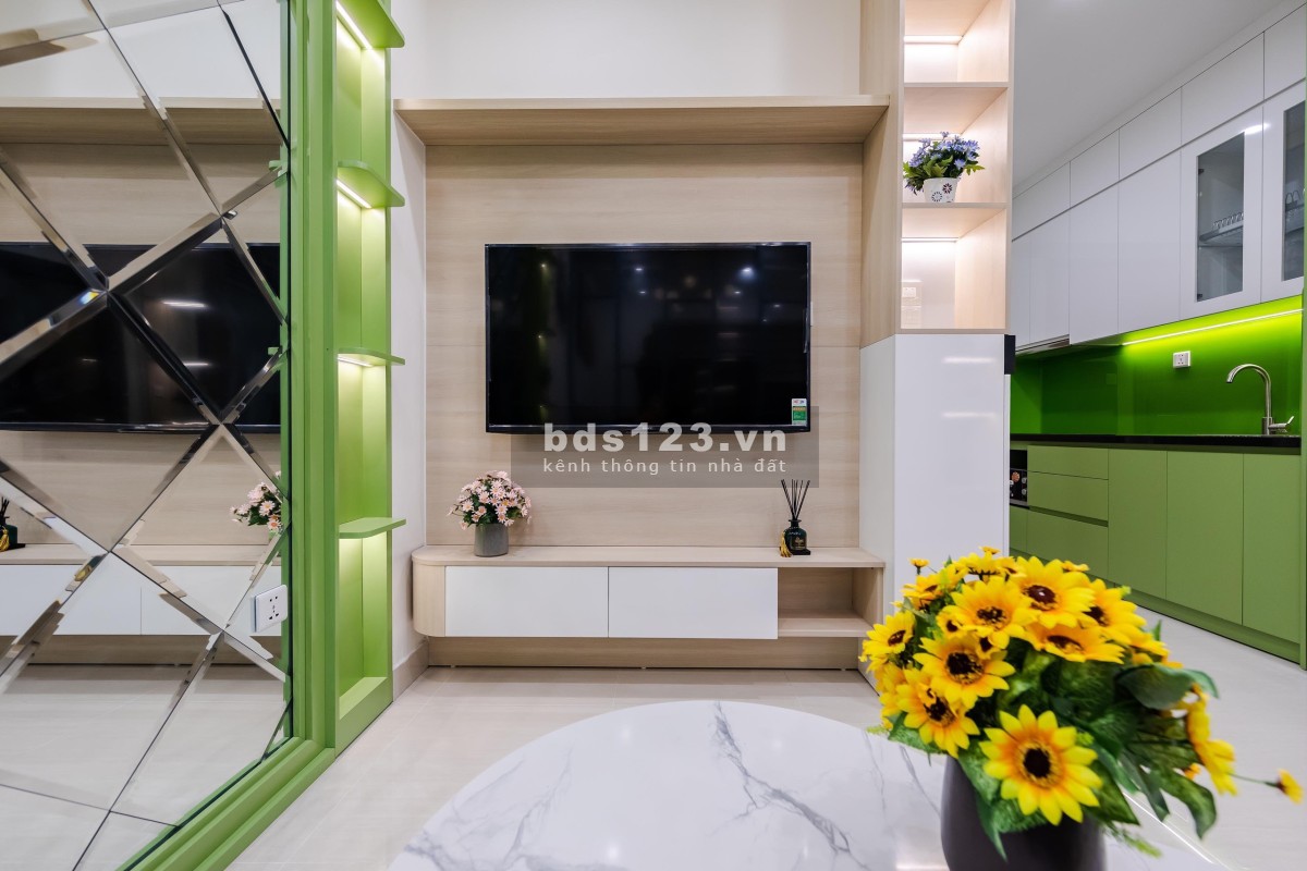 Tôi cần cho thuê gấp căn studio LÀM VĂN PHÒNG DT30m2 giá chỉ 5.5tr ở Vinhomes Smart City, 0966386282