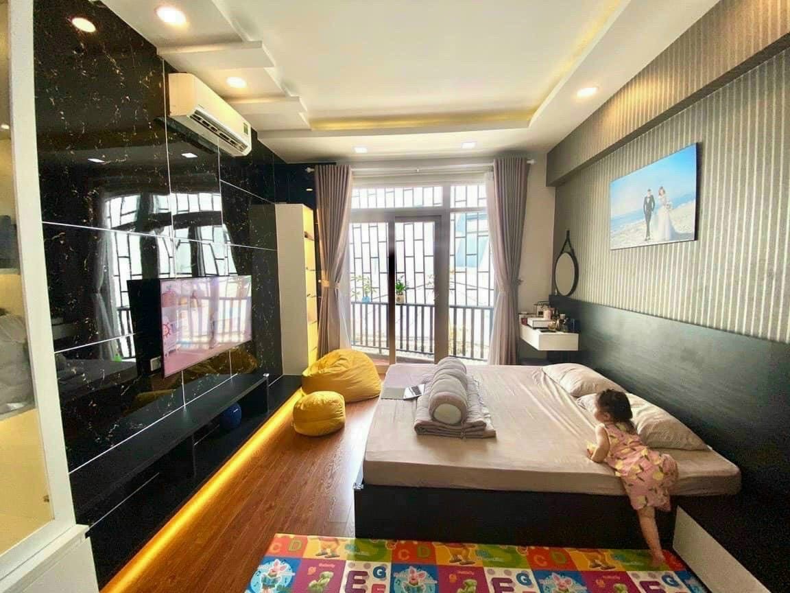 Khu hiếm nhà bán Phạm Huy Thông giao Dương Quảng Hàm - 5,55 tỷ- Hẻm xe hơi