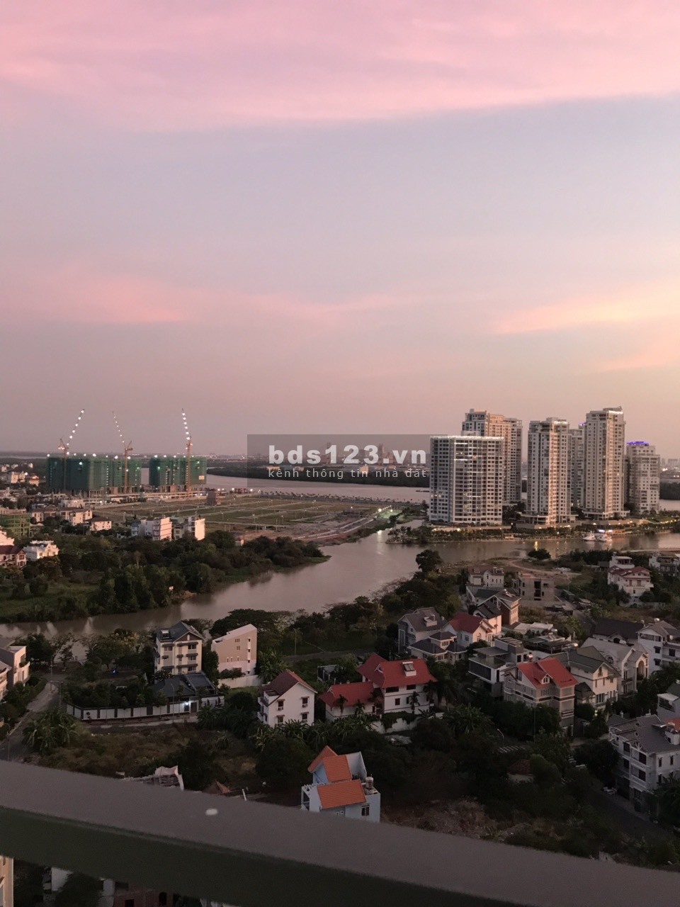 Bán căn hộ 1 pn + 1 phòng làm việc- giá rẻ