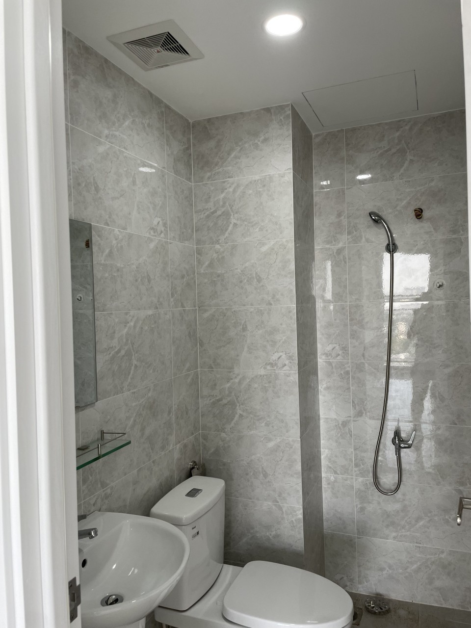 Cho thuê căn hộ Eden Riverside chợ Lái Thiêu Thuận An giá 3,8tr/căn