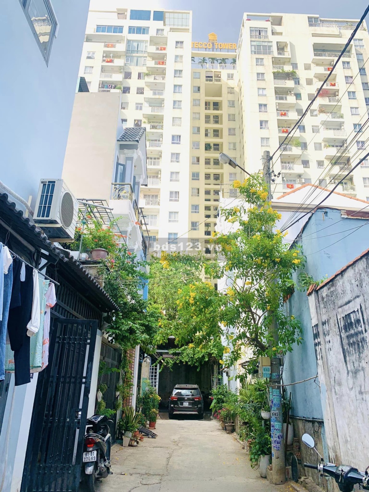 Ngôi nhà ở vị trí đắc địa, mới - đẹp, 3 tầng - DT sử dụng 169, 2m2; Đường 26, P. Linh Đông, Thủ Đức
