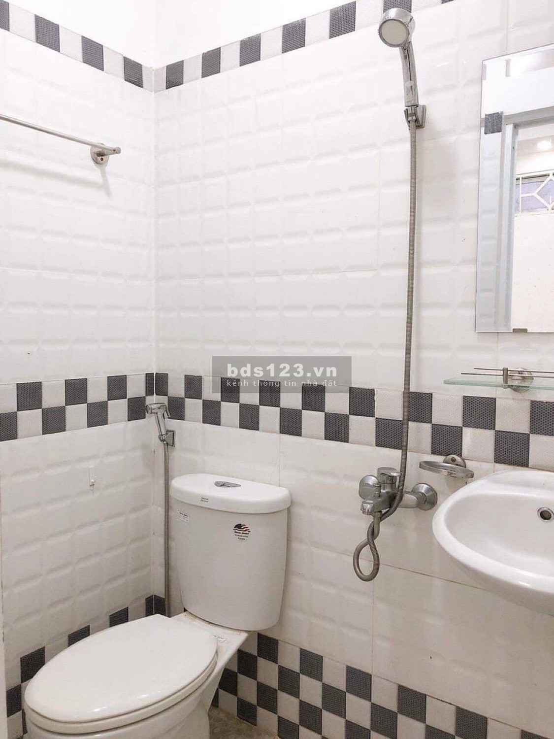 Phòng cho thuê Full nôi thất trung tâm quận Bình Thạnh giá 3,5 triệu . Liên hệ 0938961123