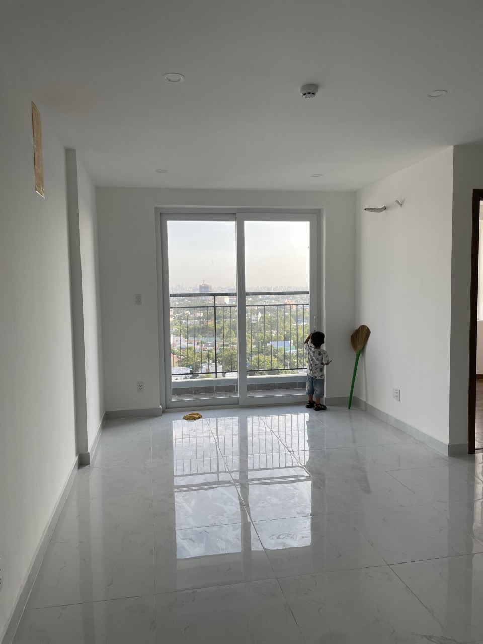 Cho thuê căn hộ Eden Riverside chợ Lái Thiêu Thuận An giá 3,8tr/căn