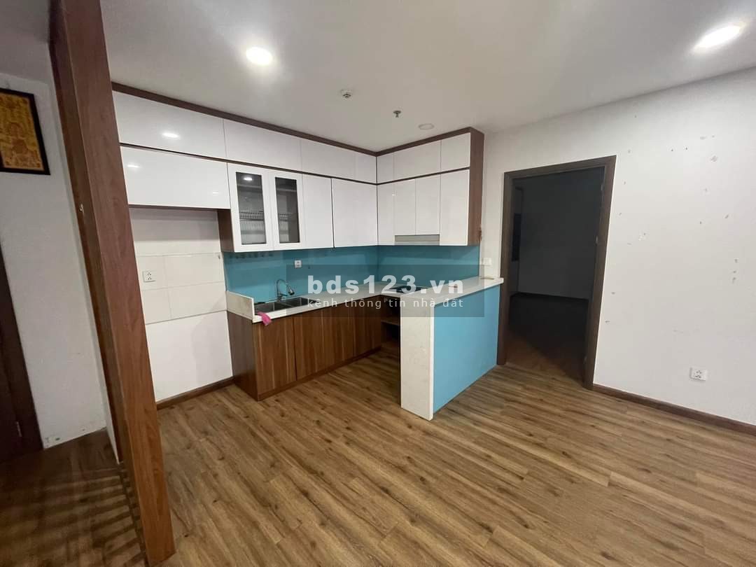 Chính chủ bán căn hộ chung cư khu Ngoại Giao Đoàn,120m, 3Pn, 2 ban công cực thoáng. Giá siêu tốt