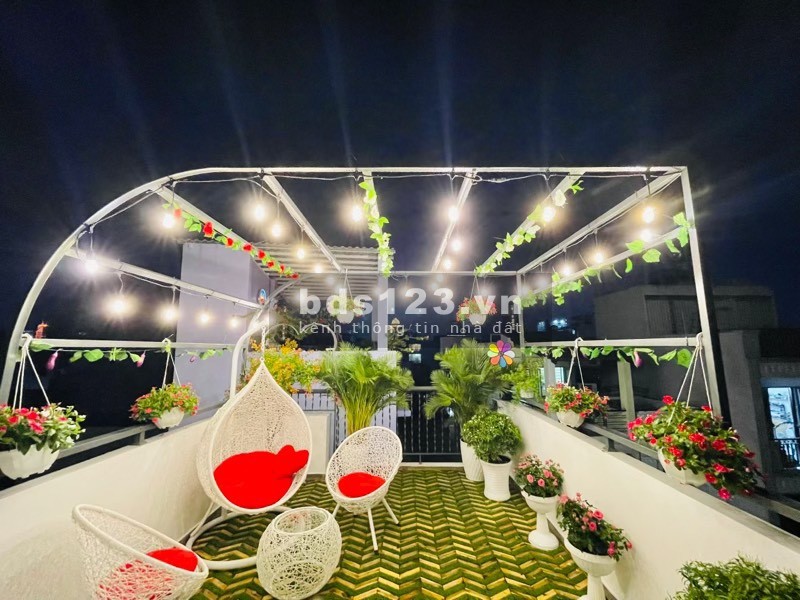 Chủ NGỘP bán rẻ nhà mới tính hẻm ô tô tận nhà. Chỉ 6,950 tỷ còn TL