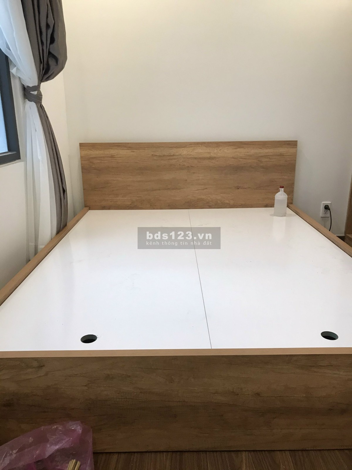 Cần bán căn hộ phú Đông Premier, căn góc, 75m2, view Tây Bắc, cửa Đông Nam