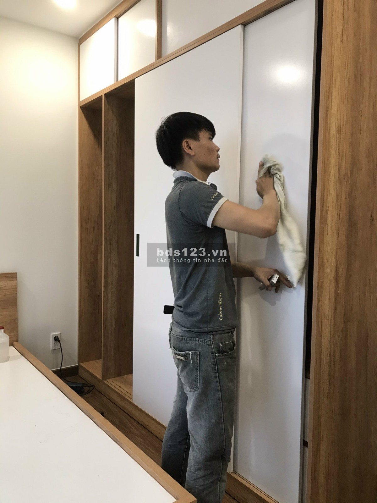 Cần bán căn hộ phú Đông Premier, căn góc, 75m2, view Tây Bắc, cửa Đông Nam