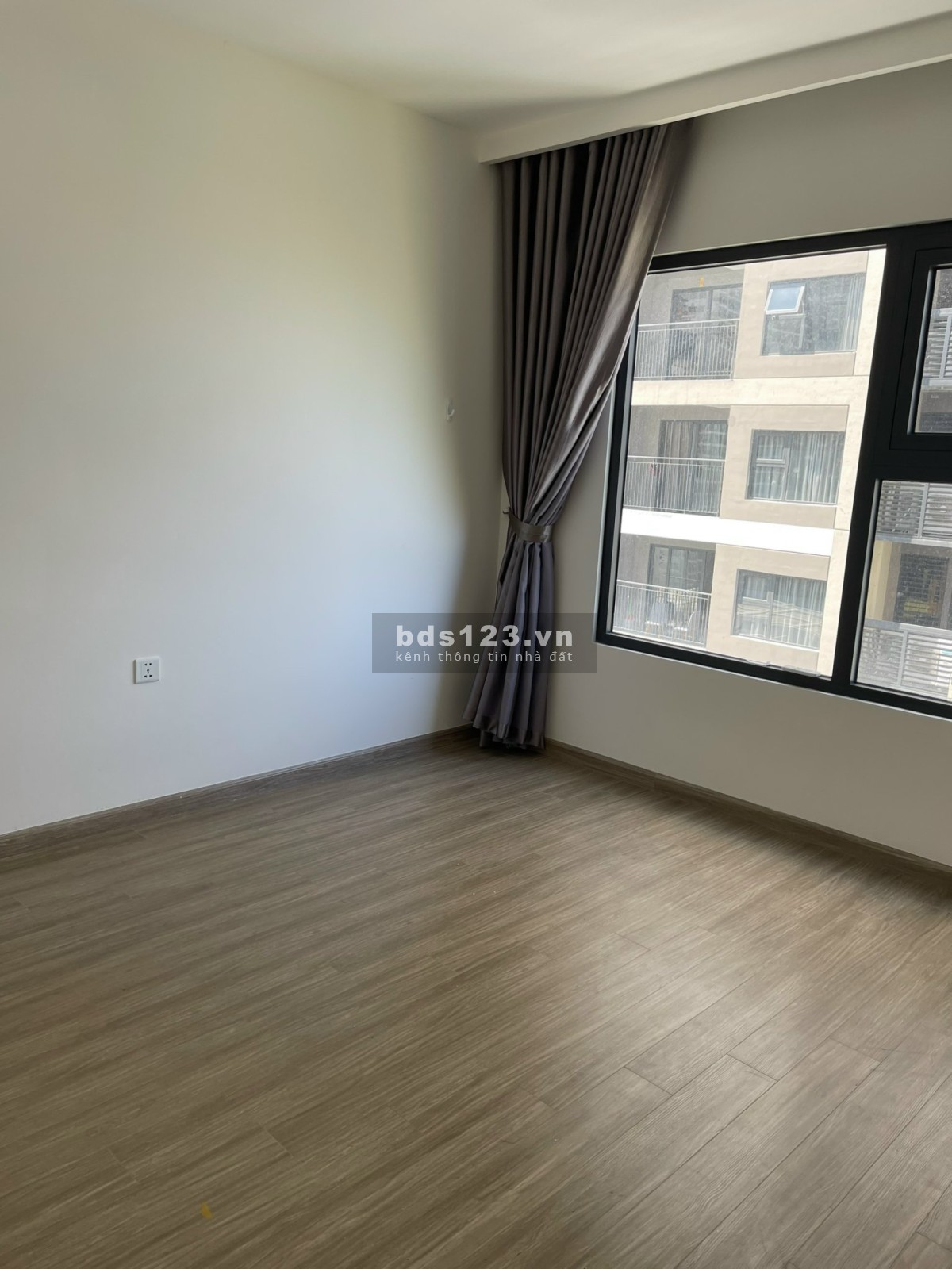Tôi chính chủ cần cho thuê căn hộ 3PN DT 80m2 giá 9tr Vinhomes Smart City, 0966386282