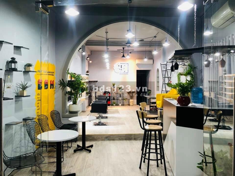 Cho thuê nhà căn góc 2 mặt tiền Nguyễn Trọng Tuyển