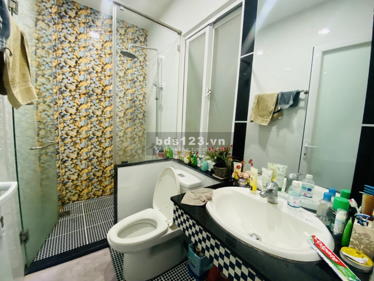 [Cực sốc] bán nhà mặt tiền đường Tân Phú giá tốt chỉ hơn chục củ, nhanh tay sở hữu rinh ngay